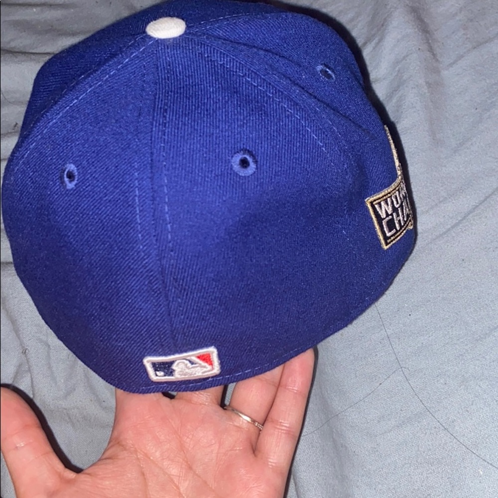 Hat - Picture 3 of 6